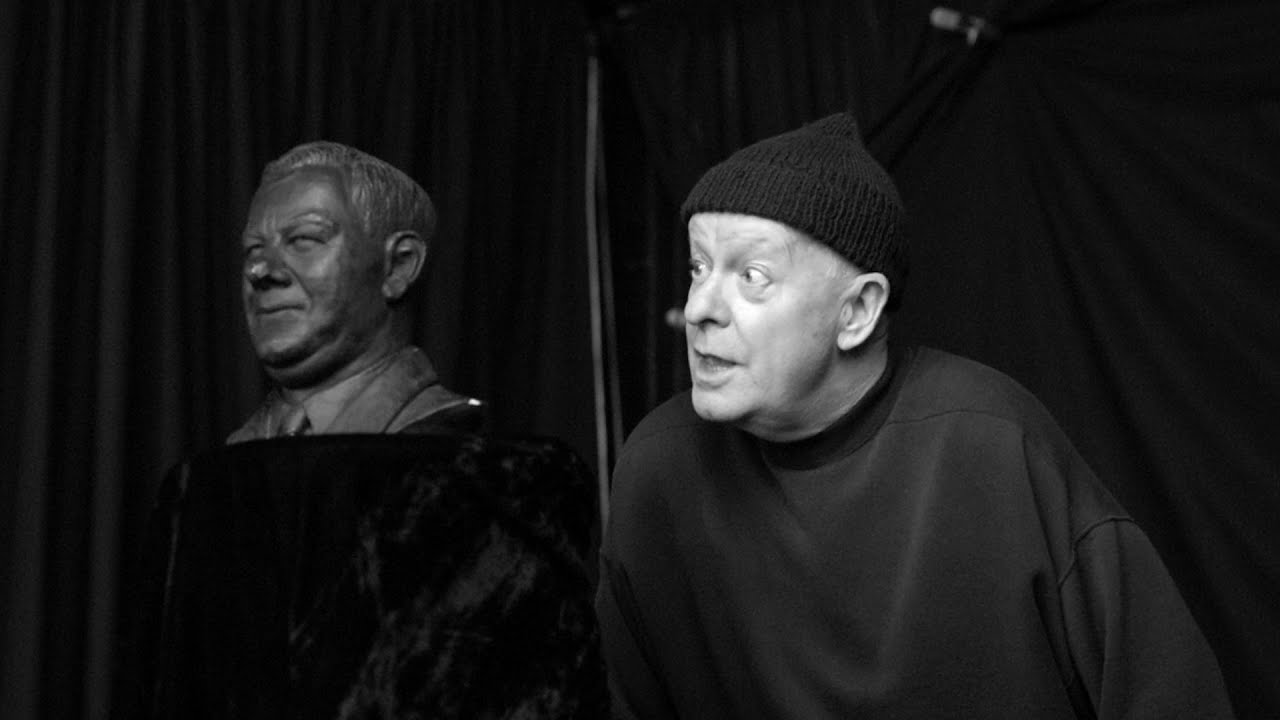 21 Icons : Pieter Dirk Uys : Short Film